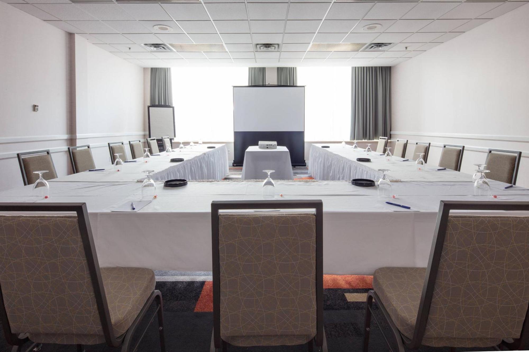 Delta Hotels By Marriott Beausejour Moncton Esterno foto